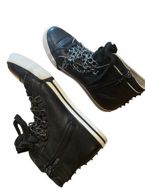 Yes leather High-Top Women's Sneakers with Chain Detail size 8,5 used once